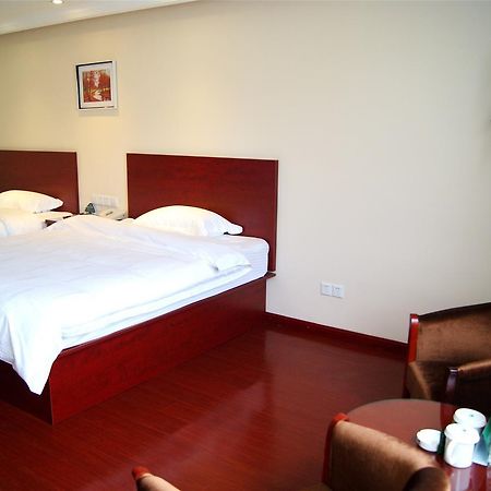 Greentree Alliance Inner Mongolia Autonomous Region Xilinhot Beizi Temple Street Hotel Esterno foto