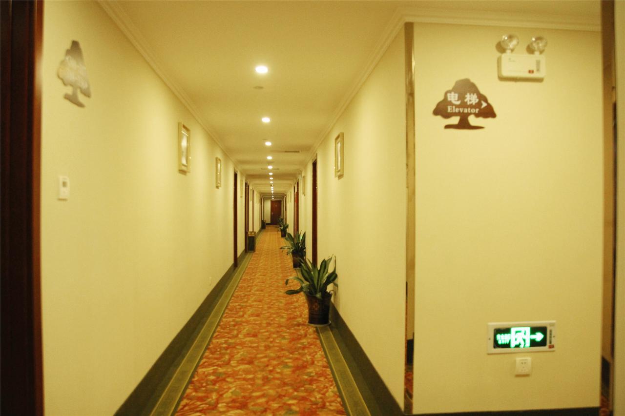 Greentree Alliance Inner Mongolia Autonomous Region Xilinhot Beizi Temple Street Hotel Esterno foto